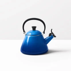 Le Creuset Kone Fluitketel 1,6 Liter Staal Azure 8 Le Creuset Kone Fluitketel 1,6 Liter Staal Azure -Keukenseries Winkel 40101022200000 alt5