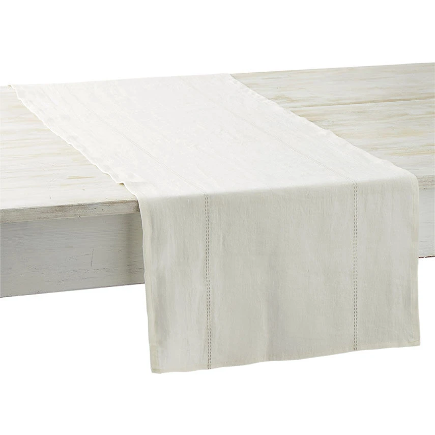 Charvet RYTHMO Tafelloper 150 X 45 Cm Linnen Wit/beige 3 Charvet RYTHMO Tafelloper 150 X 45 Cm Linnen Wit/beige