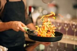 Gastrolux Squality Koekenpan Voor Inductie ø 28 Cm Aluminium Met Blauwe Greep -Keukenseries Winkel koek 2