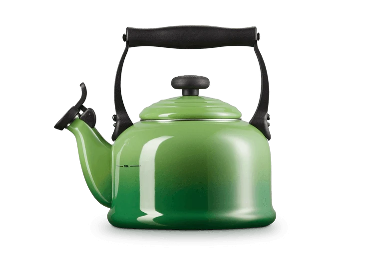 Le Creuset Tradition Fluitketel 2,1 Liter Staal Bamboo 4 Le Creuset Tradition Fluitketel 2,1 Liter Staal Bamboo - Afbeelding 2