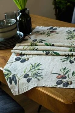 Oldenhof Olives Tafelloper 46 X 136 Cm Linnen