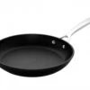 Le Creuset Les Forgées Koekenpan ø 30 Cm Aluminium 2 Le Creuset Les Forgées Koekenpan ø 30 Cm Aluminium -Keukenseries Winkel toughened non stick shallow frying pan 30cm black le creuset
